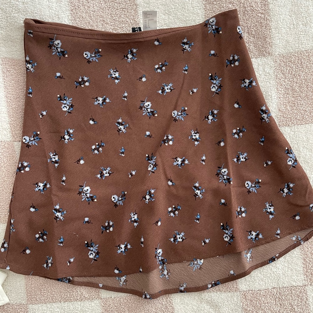 H&M mini floral skirt
